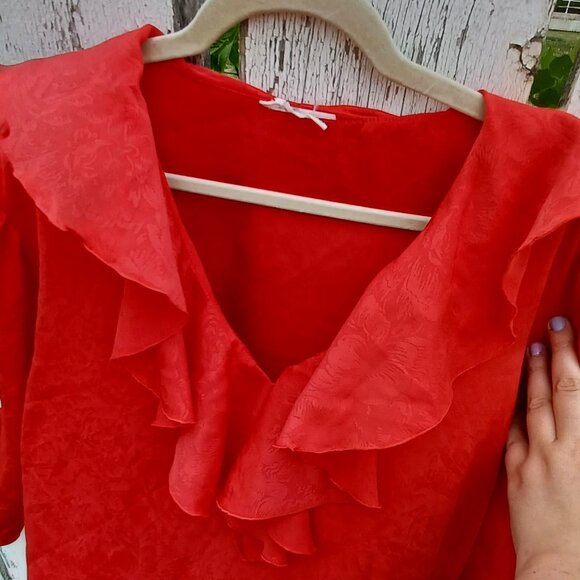 Vintage Red Flouncy Blouse - Picture 6 of 7